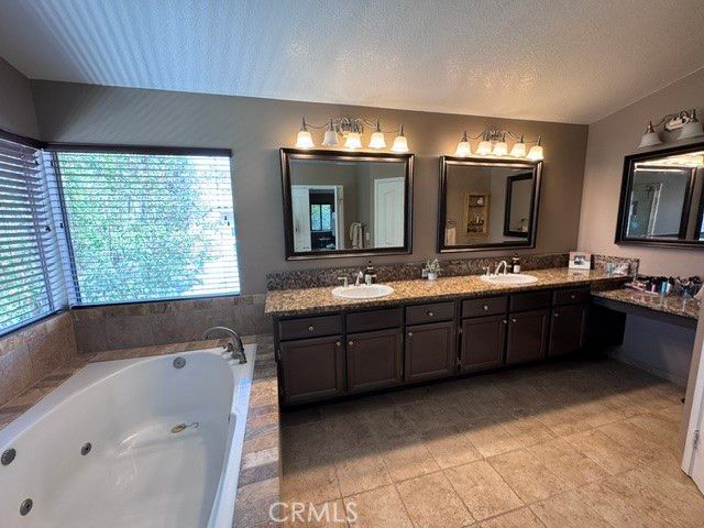 29347 Canyon Rim, Canyon Country, CA 91387