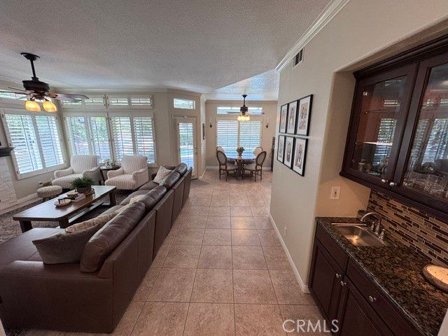 29347 Canyon Rim, Canyon Country, CA 91387