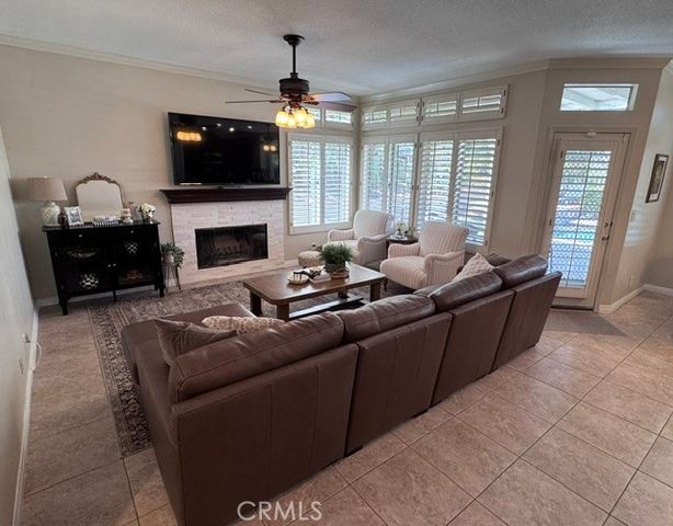 29347 Canyon Rim, Canyon Country, CA 91387