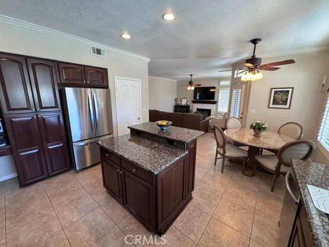 29347 Canyon Rim, Canyon Country, CA 91387