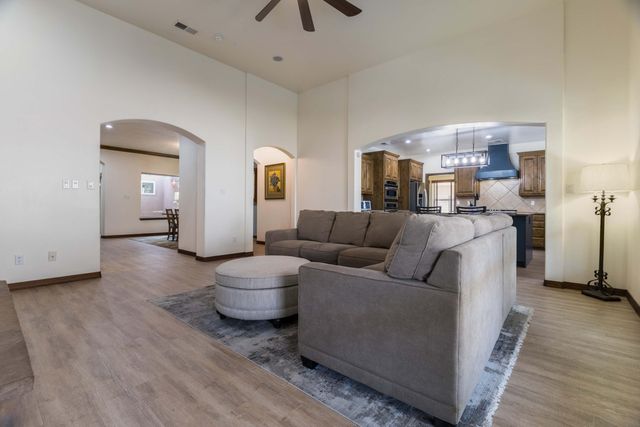 8805 Warm Springs Road NW, Albuquerque, NM 87120