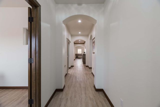 8805 Warm Springs Road NW, Albuquerque, NM 87120