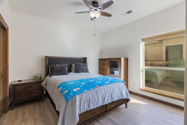 8805 Warm Springs Road NW, Albuquerque, NM 87120