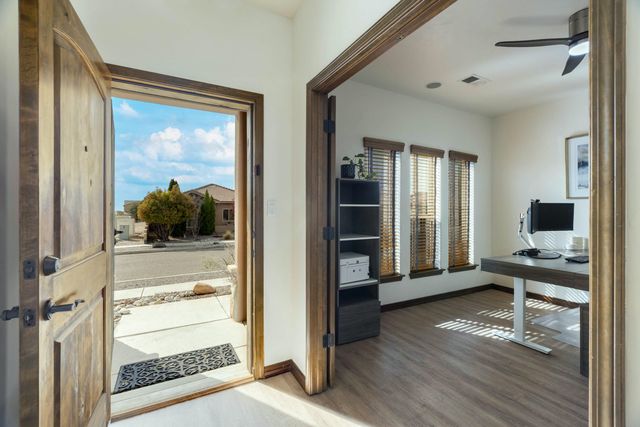 8805 Warm Springs Road NW, Albuquerque, NM 87120