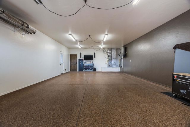 8805 Warm Springs Road NW, Albuquerque, NM 87120