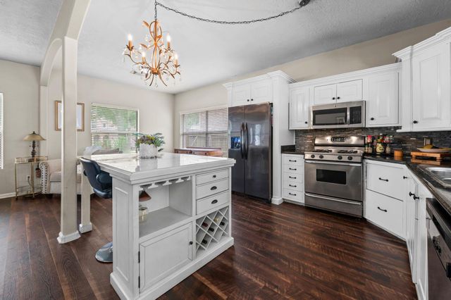 3737 Whisper Walk, Montgomery, TX 77356