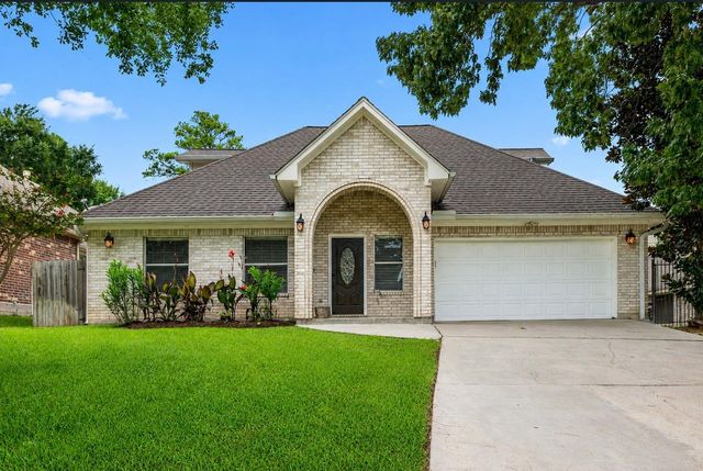 3737 Whisper Walk, Montgomery, TX 77356