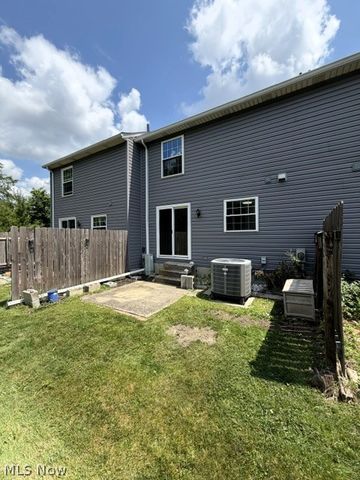 533 Valley Drive B5, Medina, OH 44256