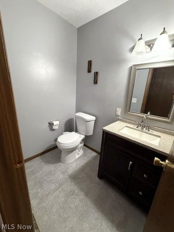 533 Valley Drive B5, Medina, OH 44256