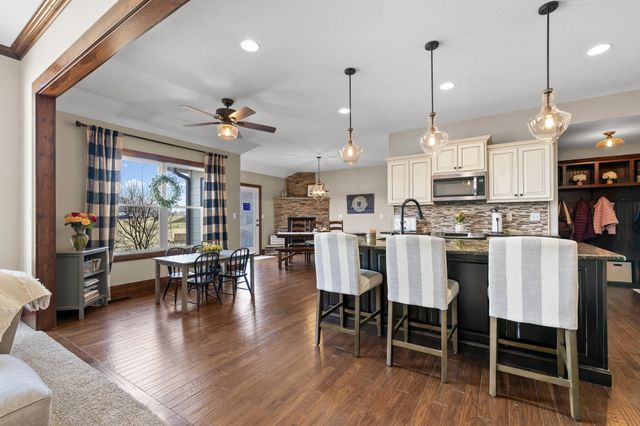 4915 THORNBROOK RDG, Columbia, MO 65203