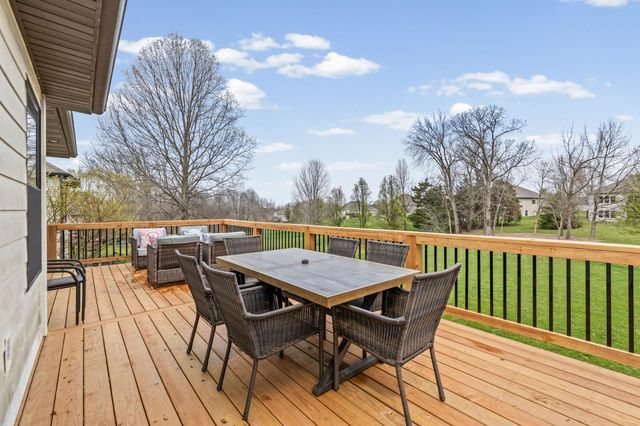 4915 THORNBROOK RDG, Columbia, MO 65203