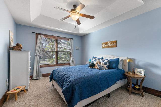 4915 THORNBROOK RDG, Columbia, MO 65203