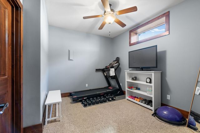 4915 THORNBROOK RDG, Columbia, MO 65203