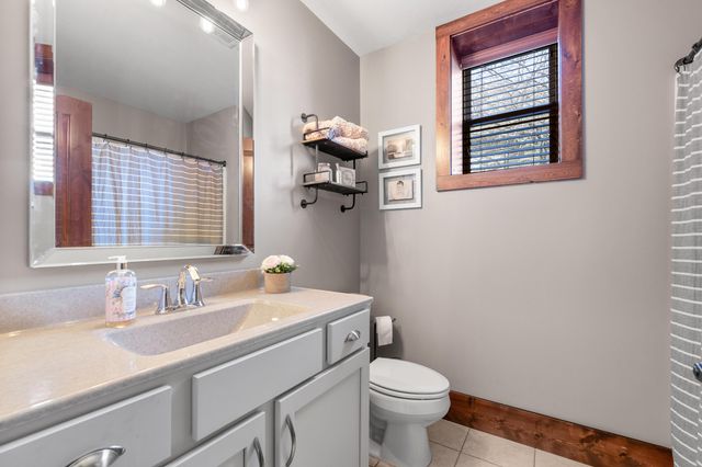 4915 THORNBROOK RDG, Columbia, MO 65203