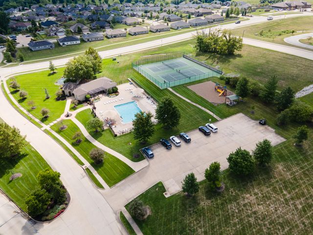 4915 THORNBROOK RDG, Columbia, MO 65203