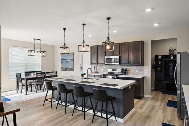 11484 Iris Place, Winfield, IN 46307