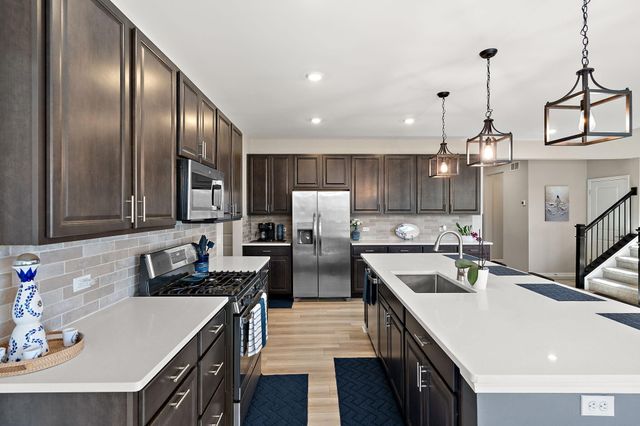 11484 Iris Place, Winfield, IN 46307