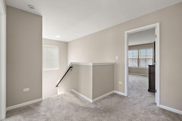 11484 Iris Place, Winfield, IN 46307