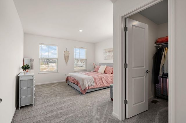 11484 Iris Place, Winfield, IN 46307