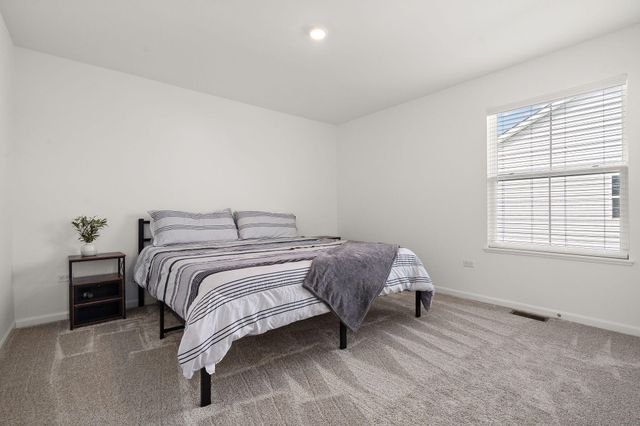 11484 Iris Place, Winfield, IN 46307