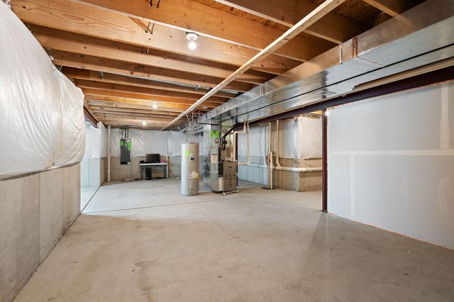 11484 Iris Place, Winfield, IN 46307