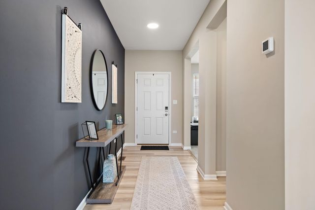 11484 Iris Place, Winfield, IN 46307