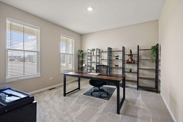 11484 Iris Place, Winfield, IN 46307