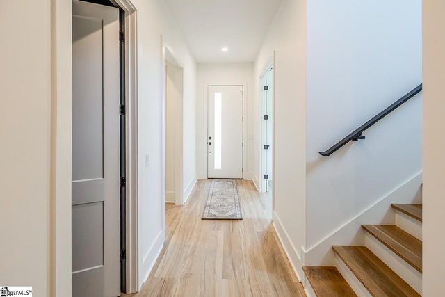 105 David Street, Greenville, SC 29609