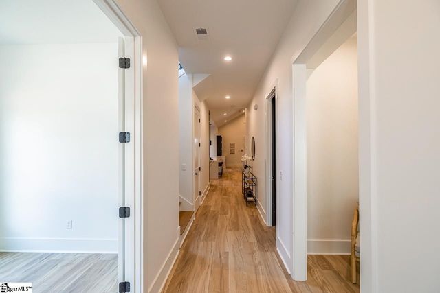 105 David Street, Greenville, SC 29609