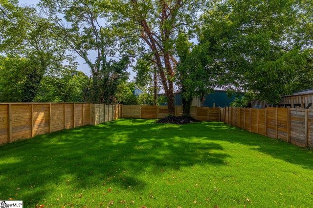 105 David Street, Greenville, SC 29609