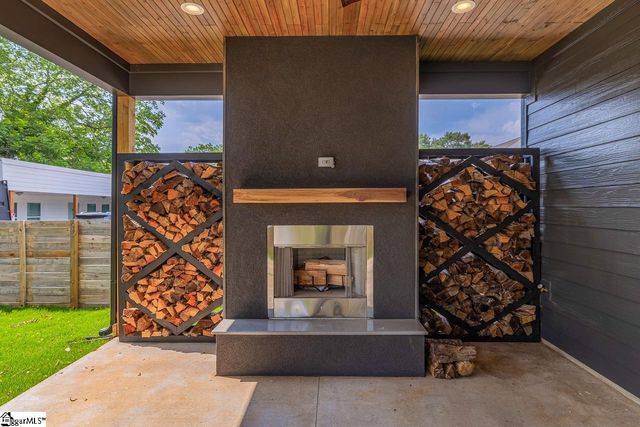 105 David Street, Greenville, SC 29609