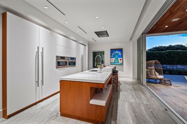 6238 N Ocean Boulevard, Ocean Ridge, FL 33435