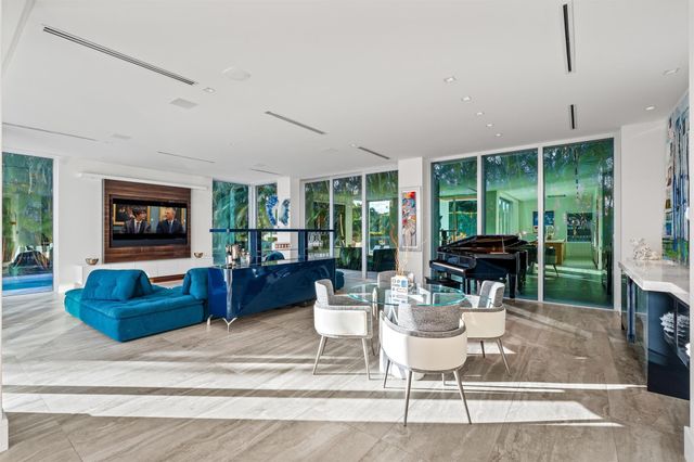 6238 N Ocean Boulevard, Ocean Ridge, FL 33435