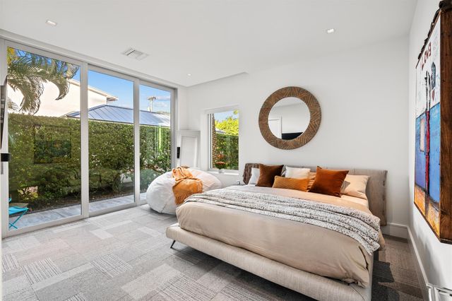 6238 N Ocean Boulevard, Ocean Ridge, FL 33435