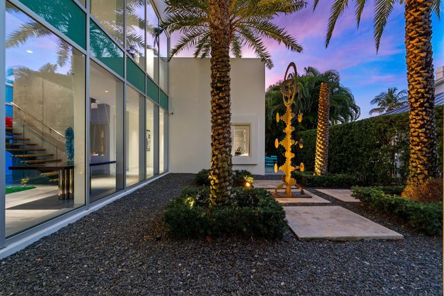 6238 N Ocean Boulevard, Ocean Ridge, FL 33435