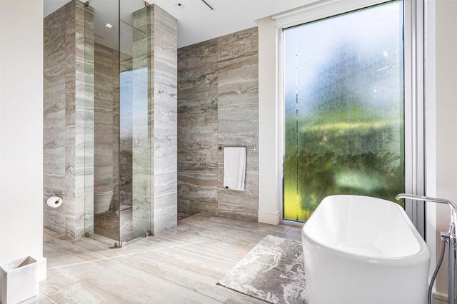 6238 N Ocean Boulevard, Ocean Ridge, FL 33435