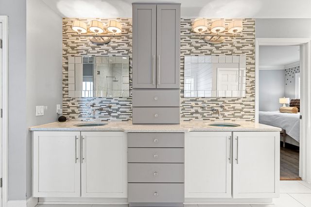 2624 Edgewater Drive, Niceville, FL 32578