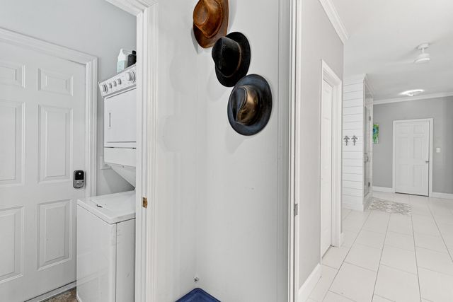 2624 Edgewater Drive, Niceville, FL 32578