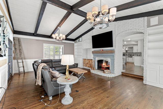 2624 Edgewater Drive, Niceville, FL 32578