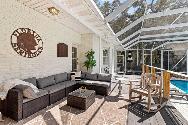 2624 Edgewater Drive, Niceville, FL 32578