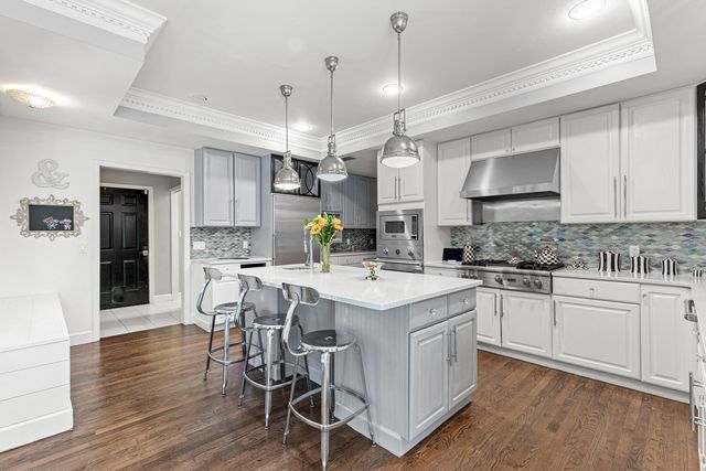 2624 Edgewater Drive, Niceville, FL 32578