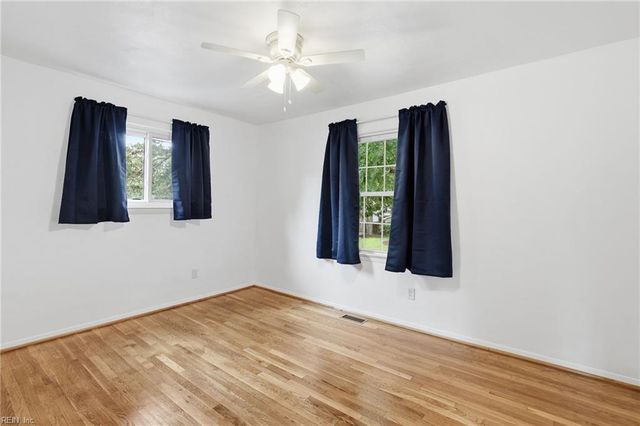 440 Bernice PL, Virginia Beach, VA 23452