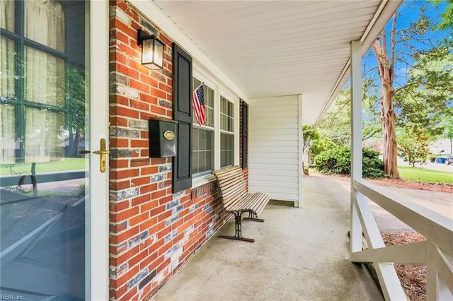 440 Bernice PL, Virginia Beach, VA 23452