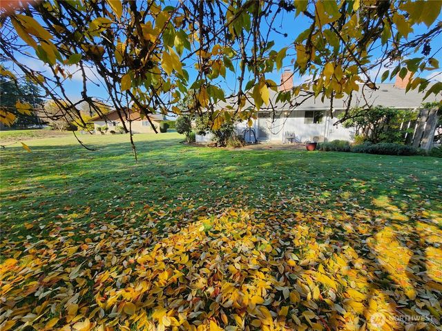 5029 80th Avenue Ct E, Fife, WA 98424