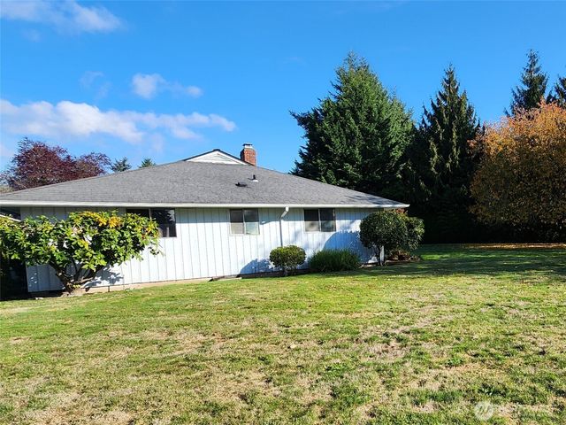 5029 80th Avenue Ct E, Fife, WA 98424