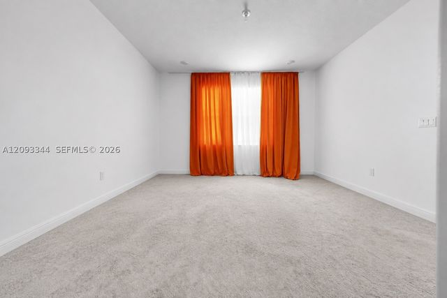 4242 Rosa Dr, Deerfield Beach, FL 33064