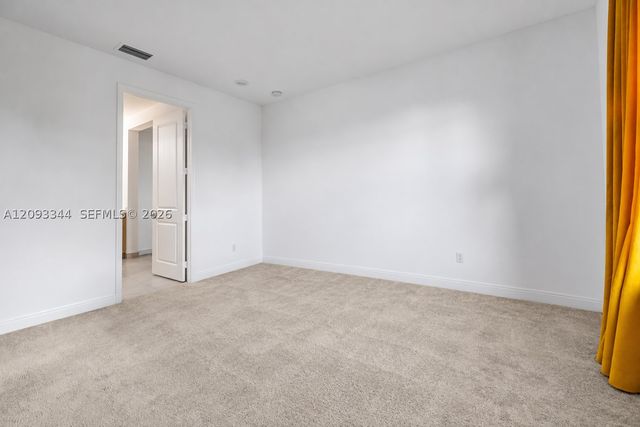 4242 Rosa Dr, Deerfield Beach, FL 33064