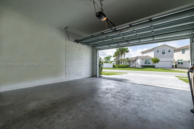 4242 Rosa Dr, Deerfield Beach, FL 33064