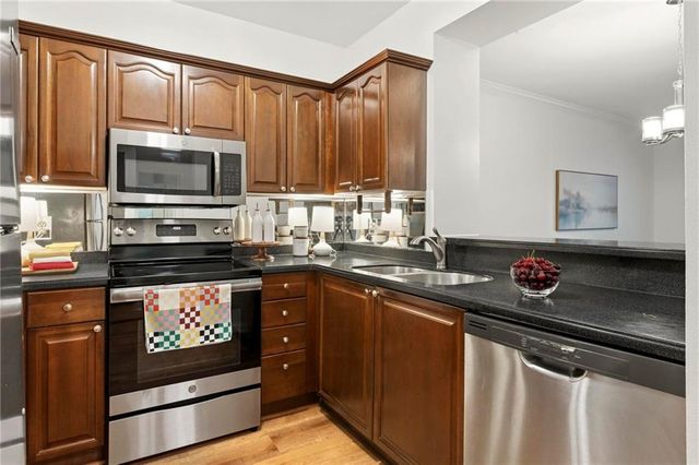 1111 River Green Drive NW, Atlanta, GA 30327