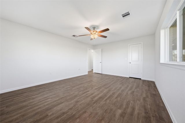 6623 County Road 4, Damon, TX 77430